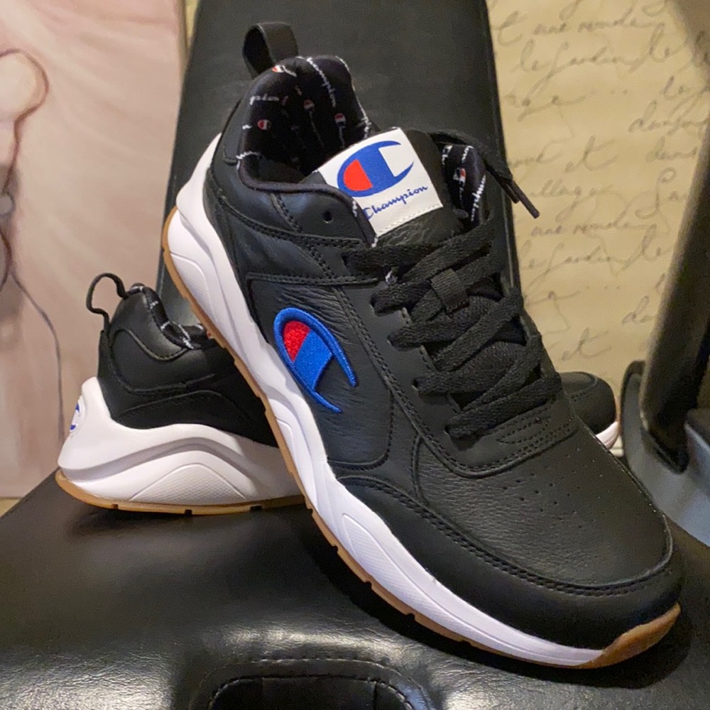 Men’s Champion 93Eighteen Black Size 10.5